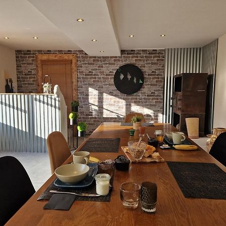 Roquefeuil Lodge Tente Les Pommiers Glamping O Rendez-Vous En Demi-Pension المظهر الخارجي الصورة